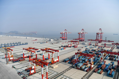 中国最大无人码头年底开港 吞吐能力系全球最高